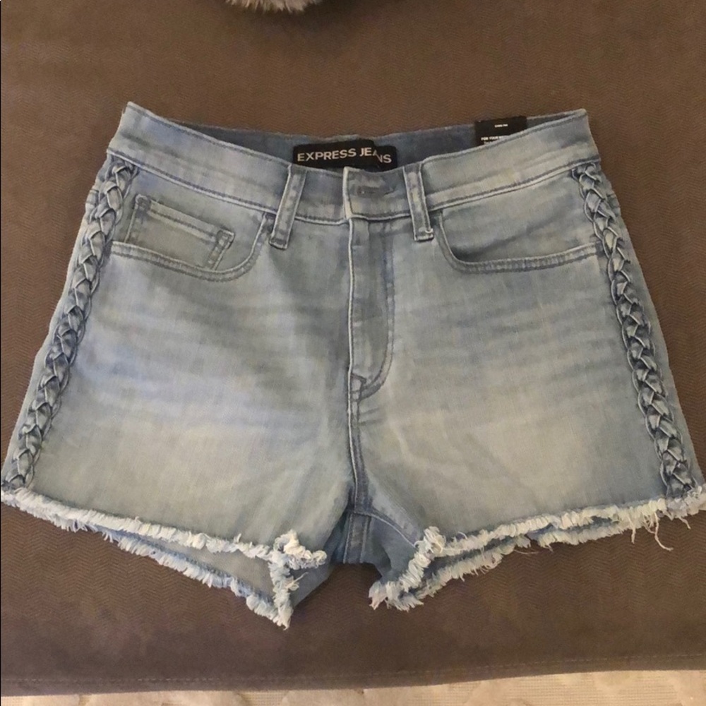 Express Jean Shorts, size 4 NWT